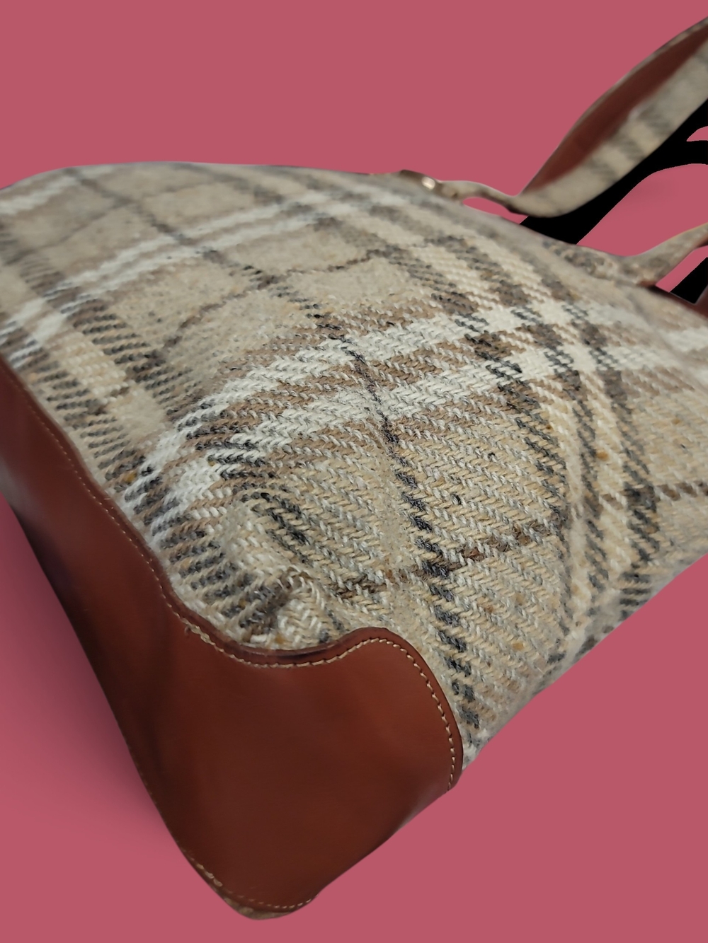 Burberrys Women’s Vintage Plaid Tote Bag Good Condition With COA - Picture 7 of 14